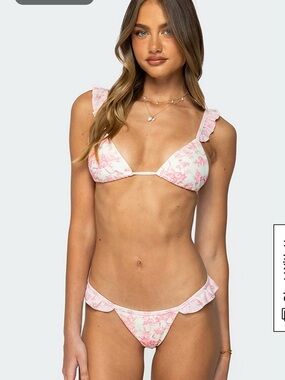 Edikted Light Pink Floral Bikini Set